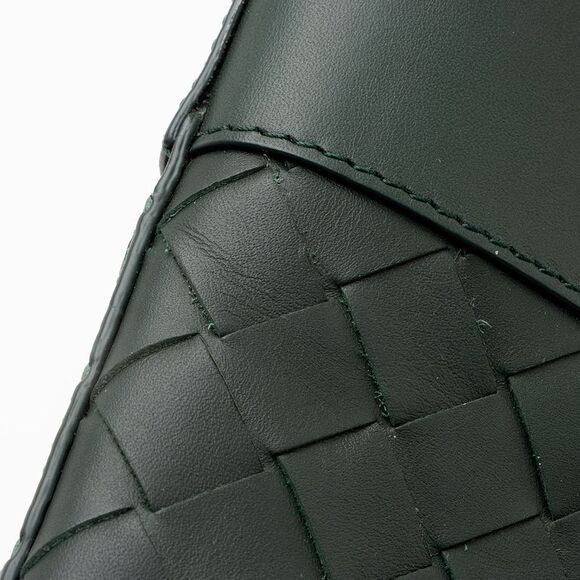 Bottega Veneta Intrecciato Nappa VN Crossbody - Picture 12 of 15